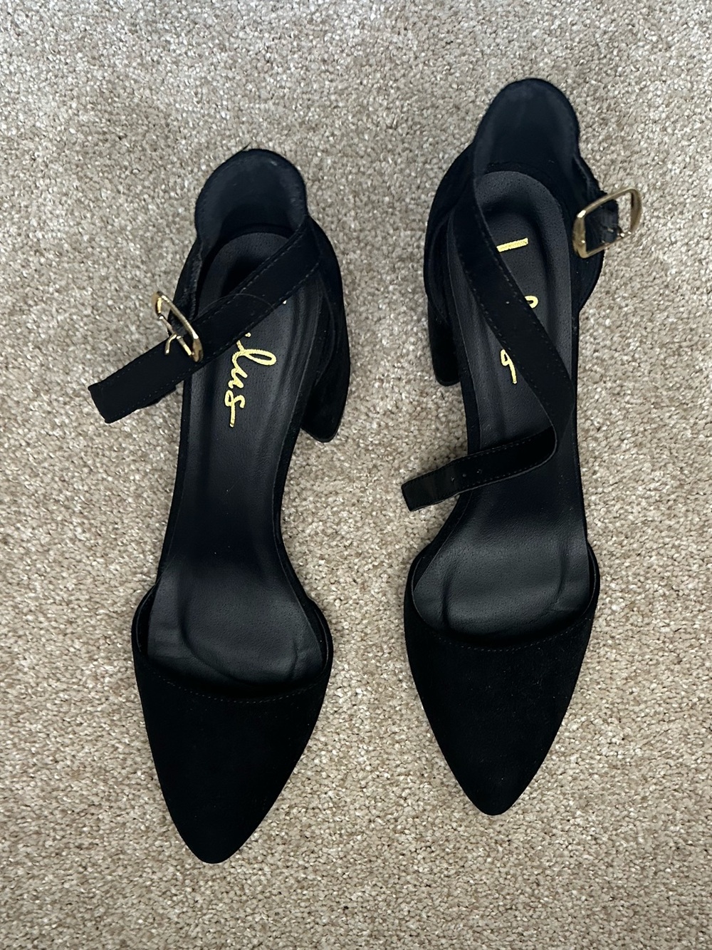 Lulu’s Classic Black Pointed-Toe Ankle-Strap Heels